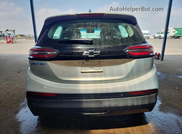 1G1FX6S04P4172548 2023 CHEVROLET BOLT Silver Հետևի տեսք