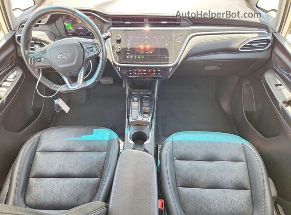 1G1FX6S04P4175885 2023 CHEVROLET BOLT Silver Вид панелі приладів