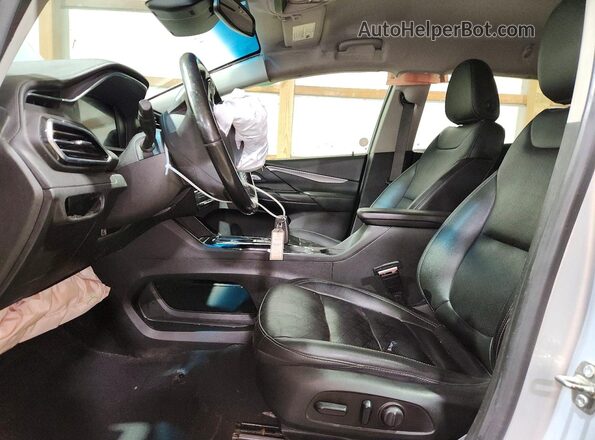 1G1FX6S09P4149623 2023 CHEVROLET BOLT Silver Widok wnętrza z przodu