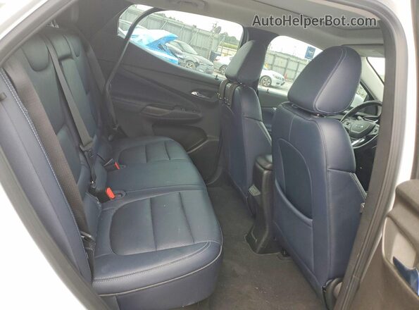 1G1FZ6S01P4160383 2023 CHEVROLET BOLT White Вид задньої частини салону