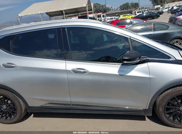 1G1FZ6S02L4119691 2020 CHEVROLET BOLT Серебряный Вид задней части салона