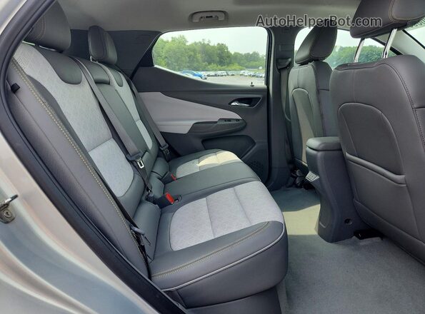 1G1FZ6S07P4150408 2023 CHEVROLET BOLT Серебряный Вид задней части салона
