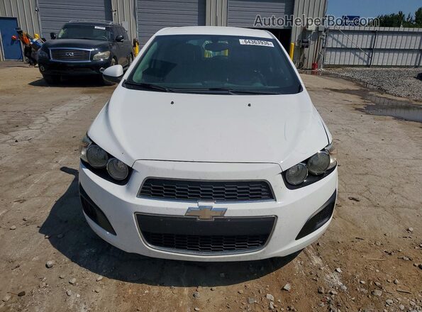1G1JA6SH5G4164623 2016 CHEVROLET SONIC White Widok z przodu
