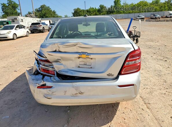 1G1JB5SH2H4142636 2017 CHEVROLET SONIC Серебряный Вид сзади