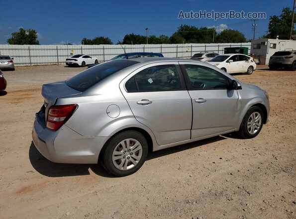 1G1JB5SH2H4142636 2017 CHEVROLET SONIC Серебряный Задняя правая четверть