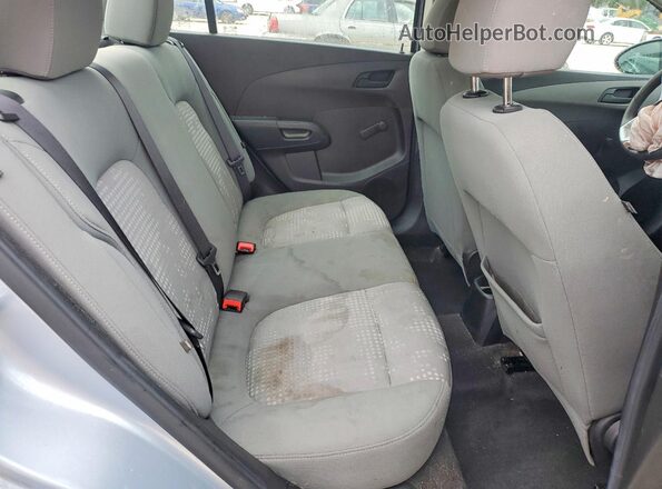 1G1JB5SH4H4113106 2017 CHEVROLET SONIC Silver Rear seats view