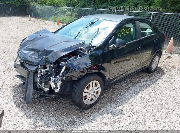 1G1JB5SH5H4148253 2017 CHEVROLET SONIC Black Przód lewy