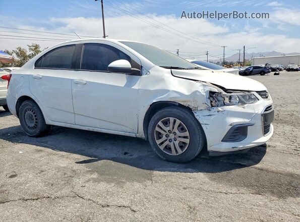 1G1JB5SHXH4123137 2017 CHEVROLET SONIC White Przód prawy