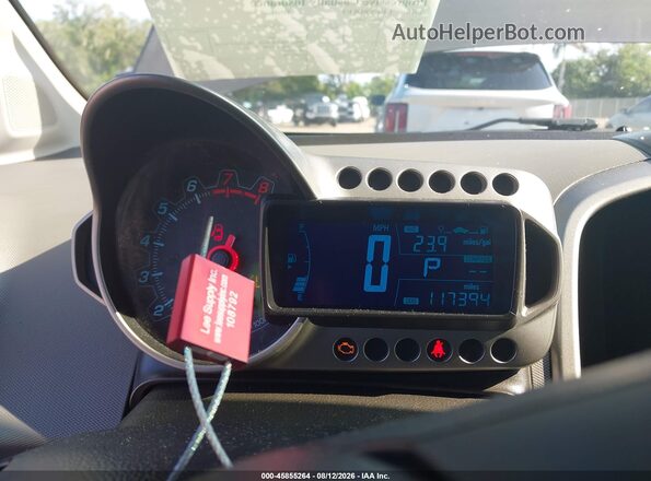 1G1JC5SH1G4104598 2016 CHEVROLET SONIC Black Widok tylnych siedzeń
