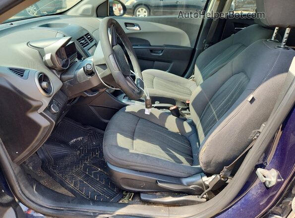 1G1JC5SH1G4129842 2016 CHEVROLET SONIC Blue Widok wnętrza z przodu