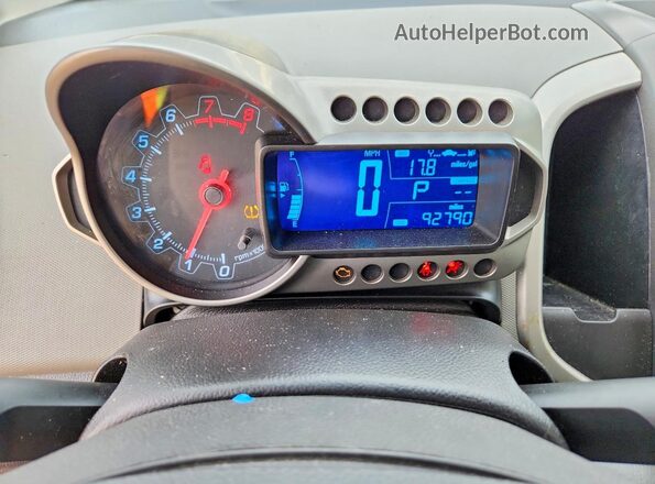 1G1JC5SH1G4156734 2016 CHEVROLET SONIC Black Вид щитка приладів