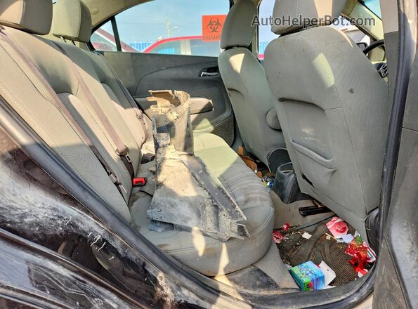 1G1JC5SH7G4177037 2016 CHEVROLET SONIC Black Հետևի նստատեղերի տեսք