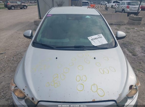1G1JC5SH9G4158361 2016 CHEVROLET SONIC Silver Front view
