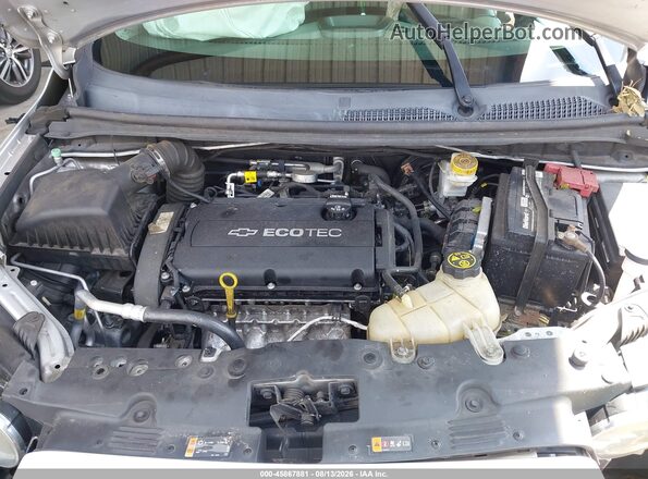 1G1JC5SH9G4175404 2016 CHEVROLET SONIC Серебряный Вид сзади