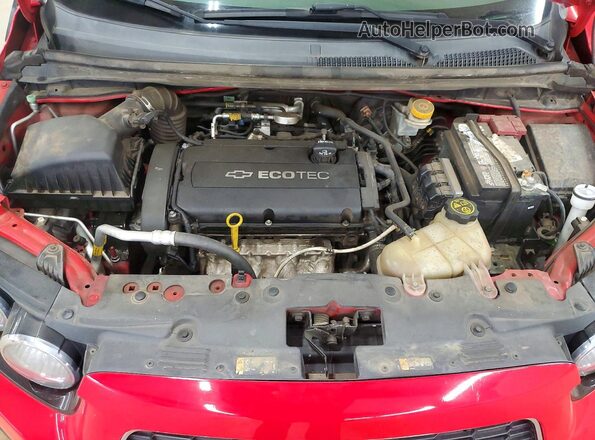 1G1JC5SHXG4119388 2016 CHEVROLET SONIC Red Вид задньої частини салону