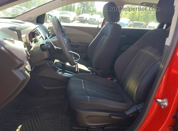 1G1JC6SB8G4175363 2016 CHEVROLET SONIC Red Вид салону спереду
