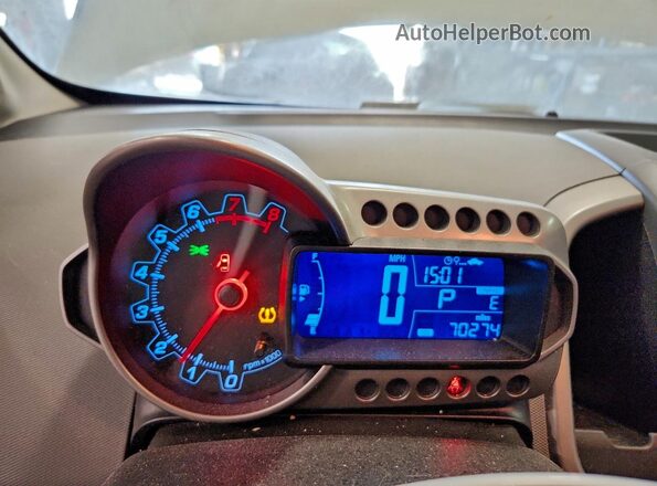 1G1JC6SB9G4146633 2016 CHEVROLET SONIC Серебряный 