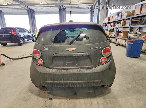 1G1JC6SH7G4141483 2016 CHEVROLET SONIC Black Հետևի տեսք