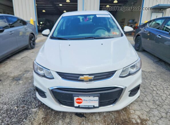 1G1JD5SB6L4100467 2020 CHEVROLET SONIC Белый Вид спереди