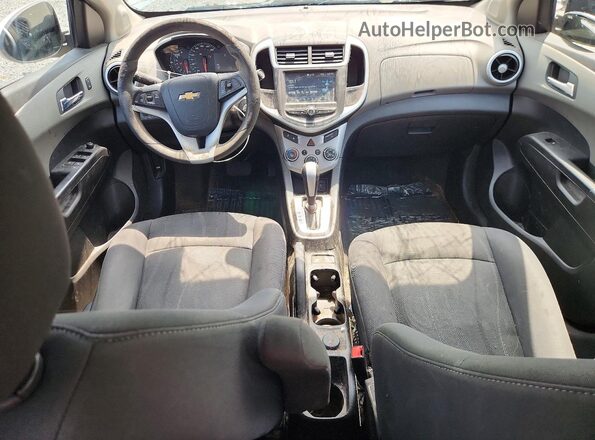 1G1JD5SH2H4123336 2017 CHEVROLET SONIC White წინა პანელის ხედი