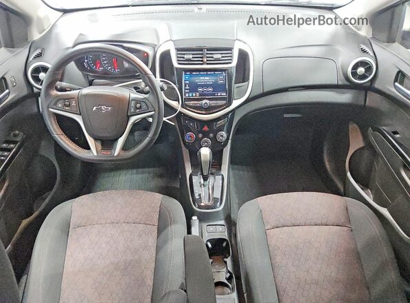 1G1JD5SH7J4113102 2018 CHEVROLET SONIC Blue Вид панелі приладів
