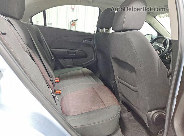 1G1JD5SH7J4113102 2018 CHEVROLET SONIC Blue Вид задніх сидінь