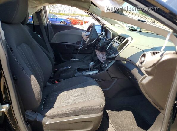 1G1JD5SH7J4120597 2018 CHEVROLET SONIC Black Vista interior delantera