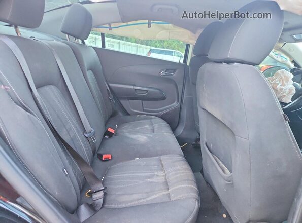 1G1JD5SH9J4137790 2018 CHEVROLET SONIC Black Vista de los asientos traseros