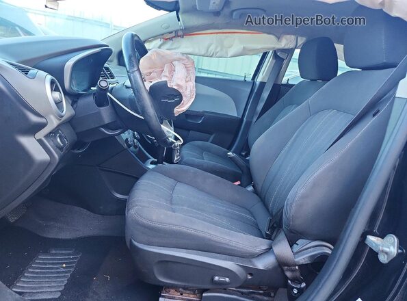 1G1JD5SH9J4137790 2018 CHEVROLET SONIC Black Vista interior delantera