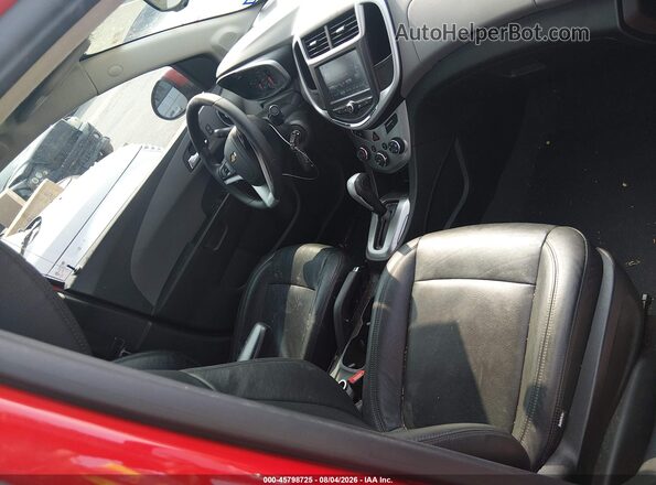 1G1JD5SHXH4167648 2017 CHEVROLET SONIC Red Widok wnętrza z przodu