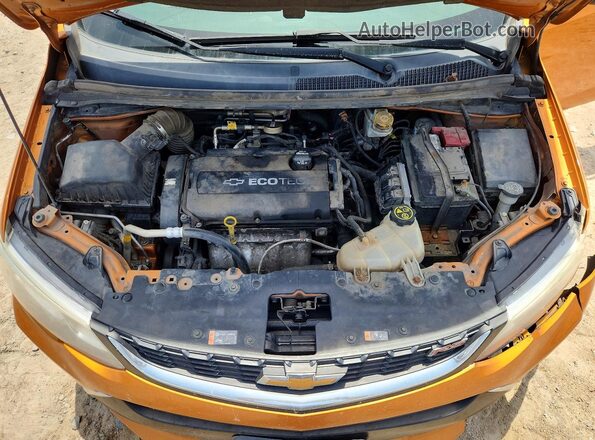 1G1JD6SH1H4125732 2017 CHEVROLET SONIC Оранжевый Вид задней части салона