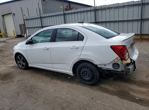 1G1JG5SBXG4132903 2016 CHEVROLET SONIC White Tył lewy