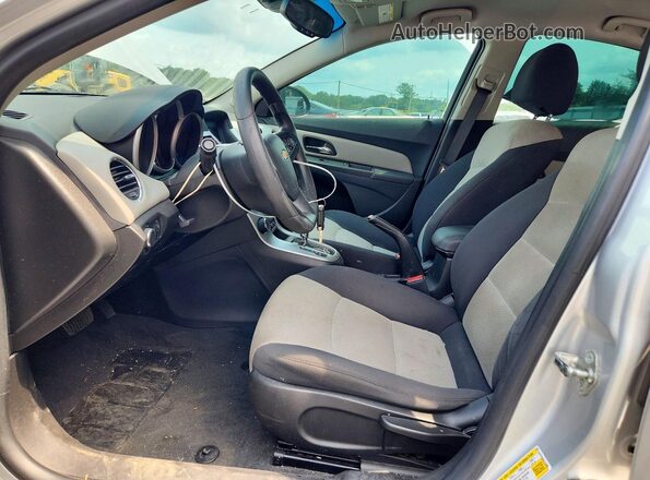 1G1PC5SG4G7112002 2016 CHEVROLET CRUZE Silver Вид салону спереду