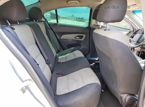 1G1PC5SH6G7169469 2016 CHEVROLET CRUZE Silver Вид задніх сидінь
