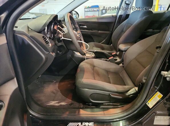 1G1PE5SB5G7208459 2016 CHEVROLET CRUZE Black Вид салону спереду