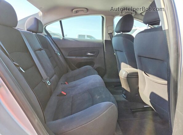 1G1PE5SB6G7203447 2016 CHEVROLET CRUZE Silver უკანა სავარძლების ხედი