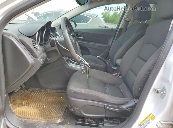 1G1PE5SB8G7203515 2016 CHEVROLET CRUZE Белый Вид салона спереди