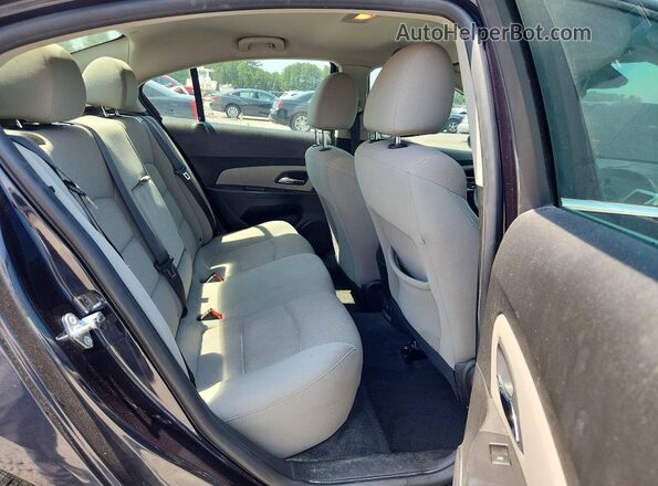 1G1PE5SB9G7215026 2016 CHEVROLET CRUZE Blue Widok tylnych siedzeń