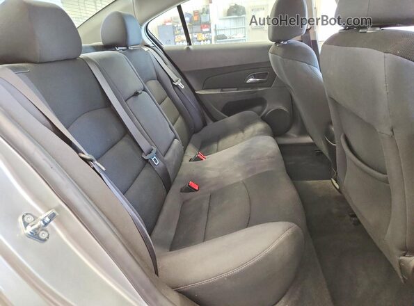 1G1PE5SBXG7113265 2016 CHEVROLET CRUZE Silver უკანა სავარძლების ხედი