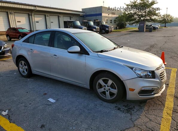 1G1PE5SBXG7153555 2016 CHEVROLET CRUZE Серебряный Передняя правая четверть