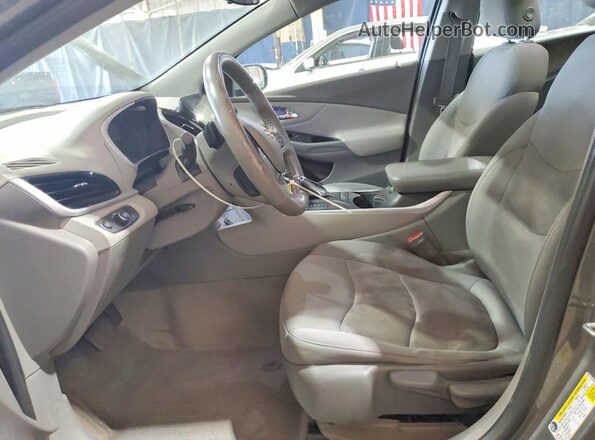 1G1RC6S58HU140675 2017 CHEVROLET VOLT Gray წინა სალონის ხედი