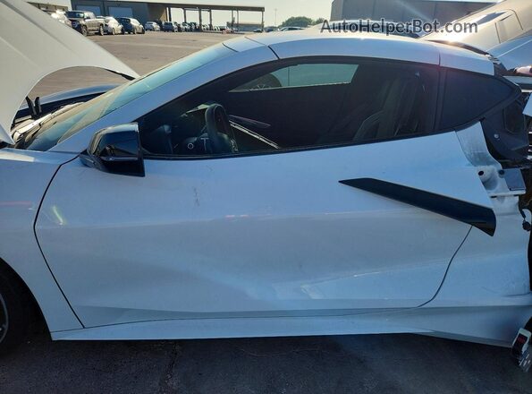 1G1YA2D43R5127598 2024 CHEVROLET CORVETTE White Вид салону спереду