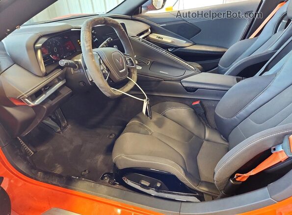 1G1YA3D49S5113152 2025 CHEVROLET CORVETTE Orange Вид салону спереду