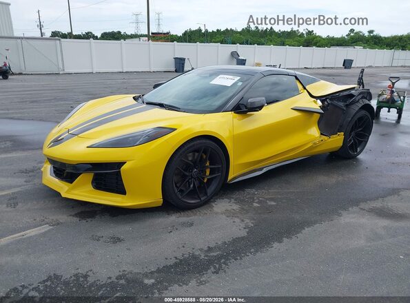 1G1YF3D30S5605156 2025 CHEVROLET CORVETTE Yellow Передня ліва чверть