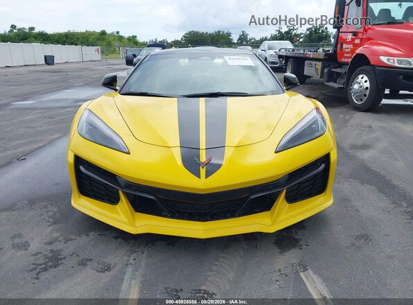 1G1YF3D30S5605156 2025 CHEVROLET CORVETTE Yellow Вид щитка приладів