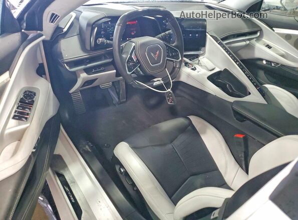 1G1YF3D33R5601175 2024 CHEVROLET CORVETTE White Widok deski rozdzielczej