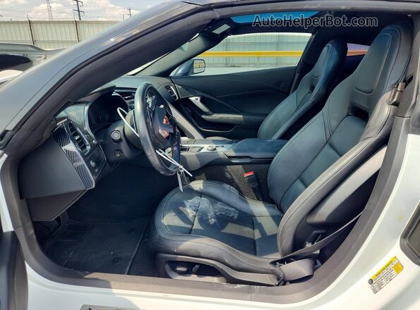 1G1YH2D71K5120418 2019 CHEVROLET CORVETTE White Вид салону спереду