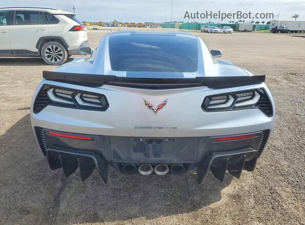 1G1YX2D75H5111829 2017 CHEVROLET CORVETTE Серебряный Вид сзади