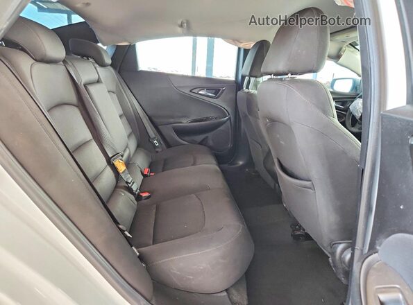 1G1ZB5ST1JF179615 2018 CHEVROLET MALIBU White Vista de los asientos traseros