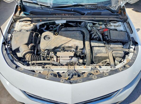 1G1ZB5ST2JF117155 2018 CHEVROLET MALIBU White Widok wnętrza z tyłu